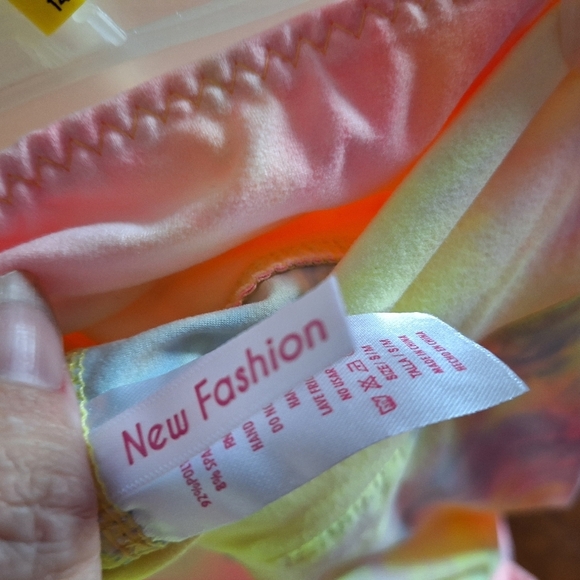 New Fashion Queen pastel tie dye - Picture 14 of 16